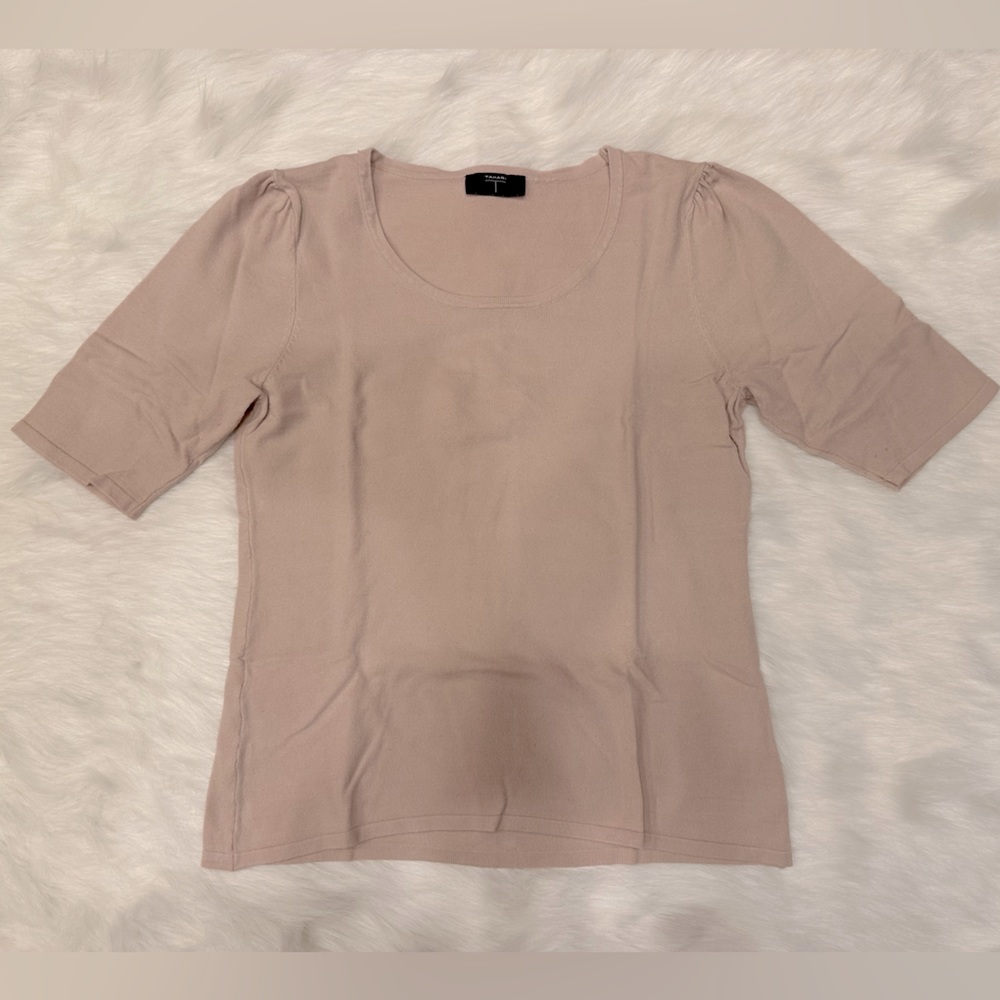 Beige Top Shortsleeved